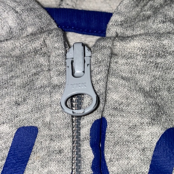 Old Navy Toddler Boy Gray Zip Up Sweater Hoodie - Picture 3 of 7